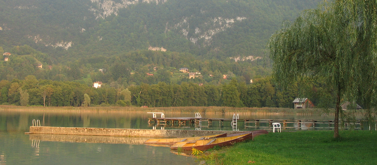 Camping on the shores of Lake Aiguebelette
