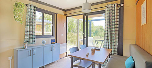 De woonkamer van het chalet Scandinave